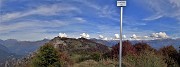 40 Vista panoramica in vetta al Monte Foldone (1499 m) a nord verso Sornadello e...